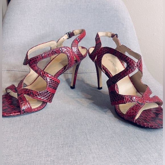 Via Spiga Women's‎ V-Mystique Snake Print Strappy Heel size 6 - Picture 6 of 7